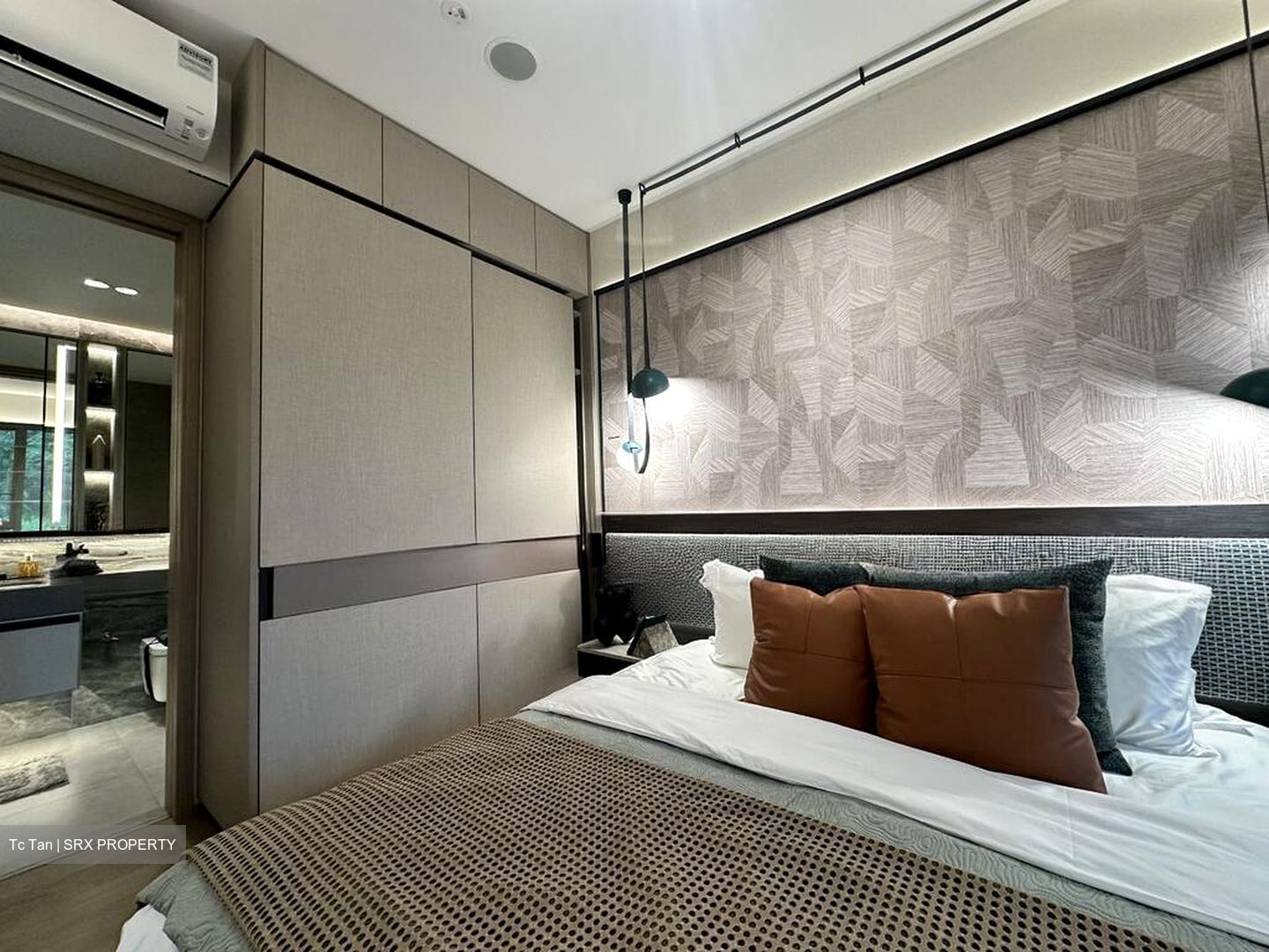 MARGARET DRIVE (D3), Condominium #557802481